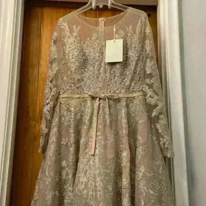 Mac Duggal Embellished Bow Belt Illusion Long Sleeve A Line Dress. Rose Size 14